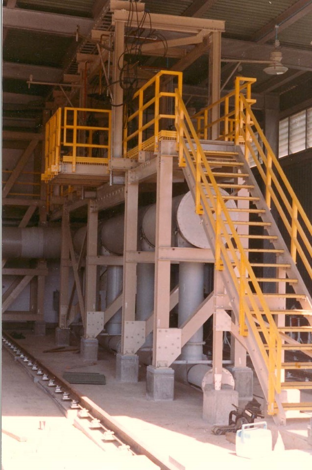 Pulp and paper manufacturing industrial stair treads