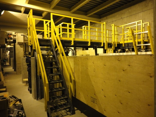 Industrial handrails for aluminum smelting facility