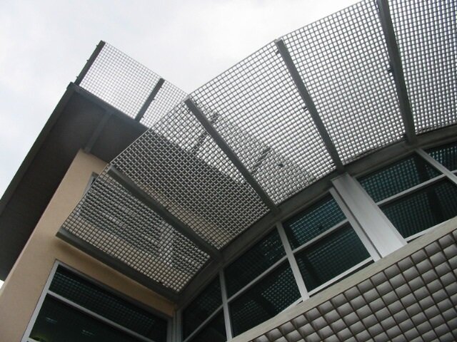 Commercial molded grating sunscreen