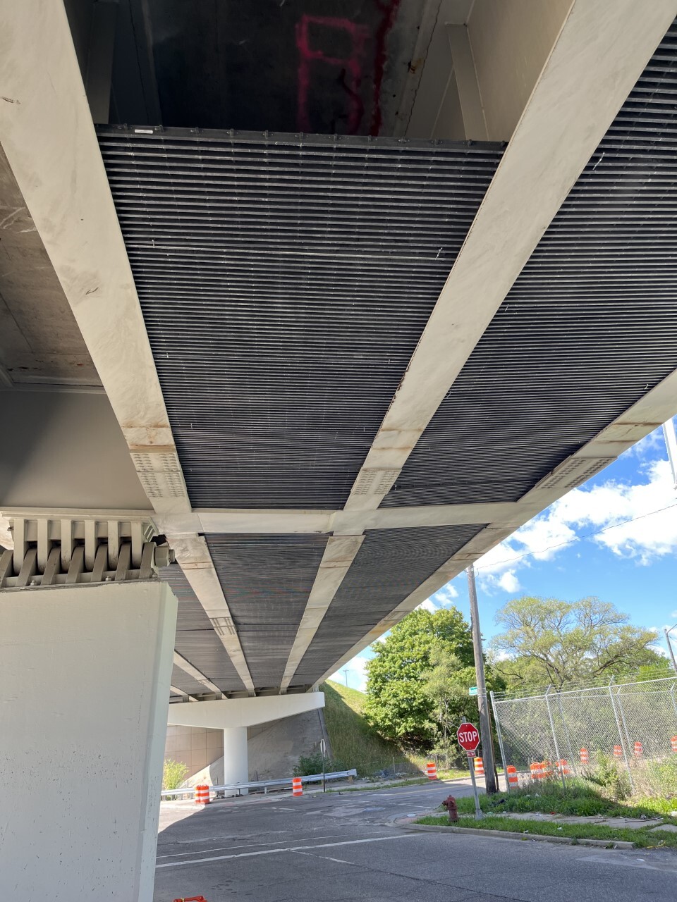 municiple-Highway-Bridge-Pultruded-grating