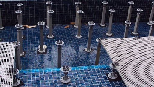 Optimizing Rooftop Deck Systems with Grating Pedestals