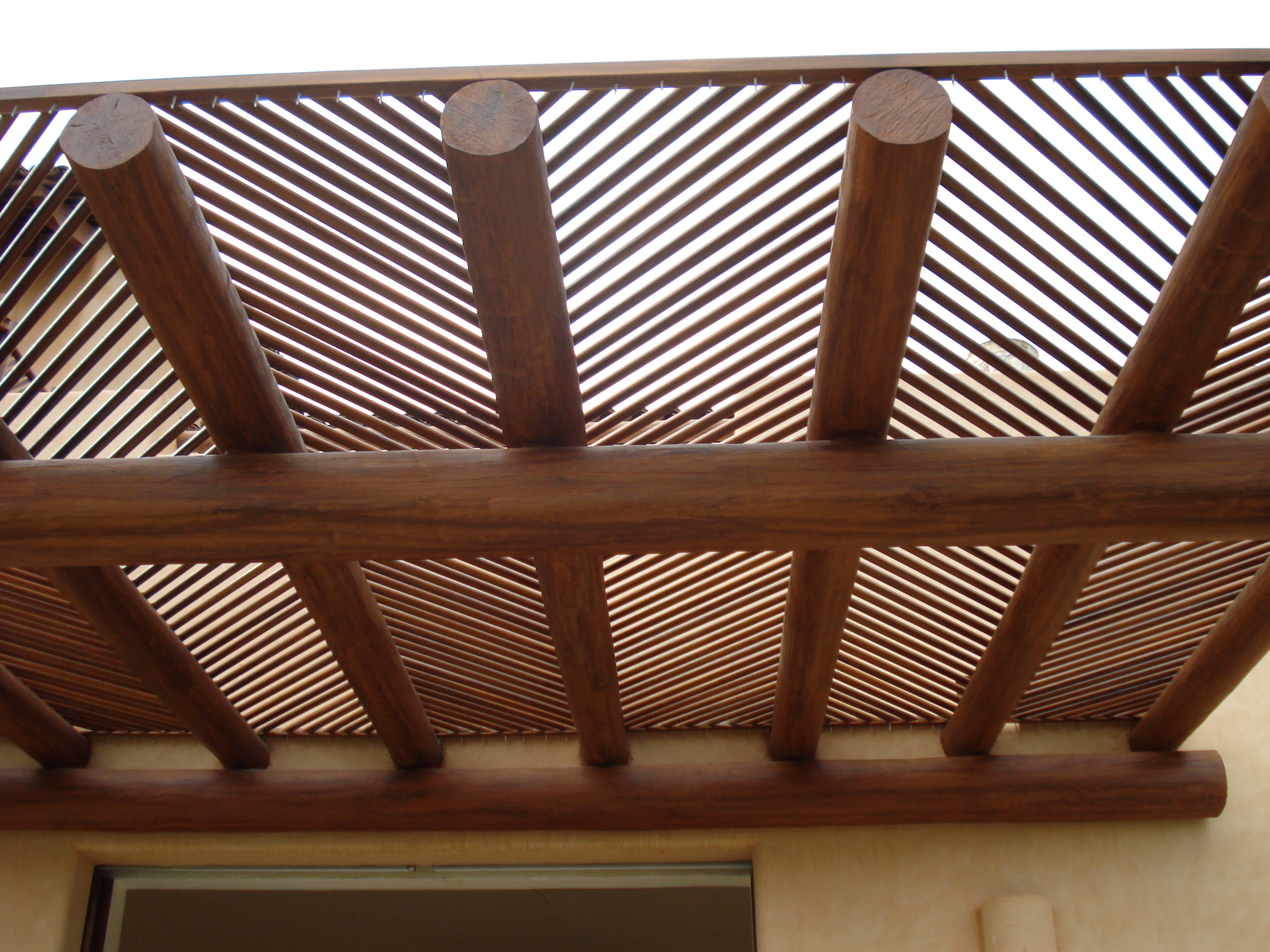Commercial shade structure
